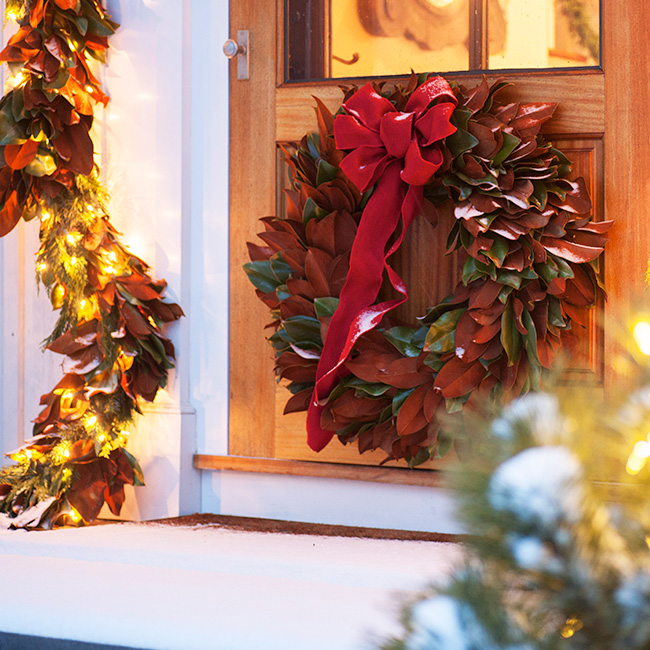 The LaurelRock Company provides year-round property enhancements such as Winter holiday décor.